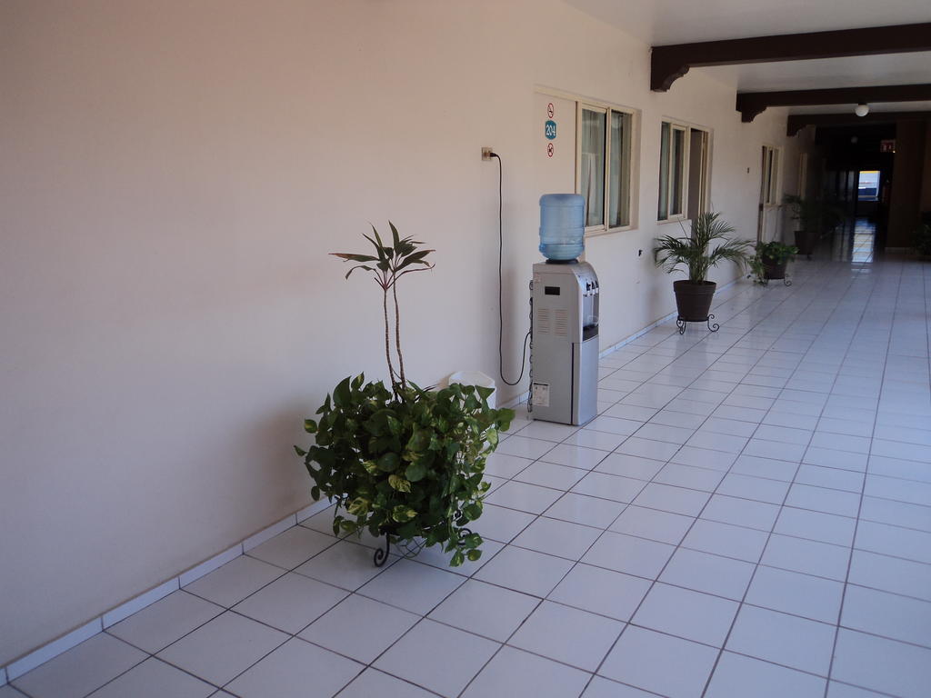 Hotel California Navojoa Exterior foto